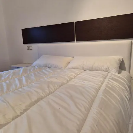 R2r - El Atico De La Alameda - 654a Apartment